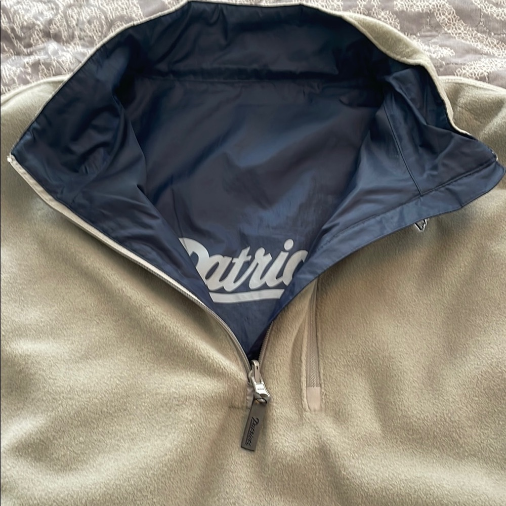 Men's Patriots Reversible Navy and Gray Performance Jacket - Picture 6 of 8